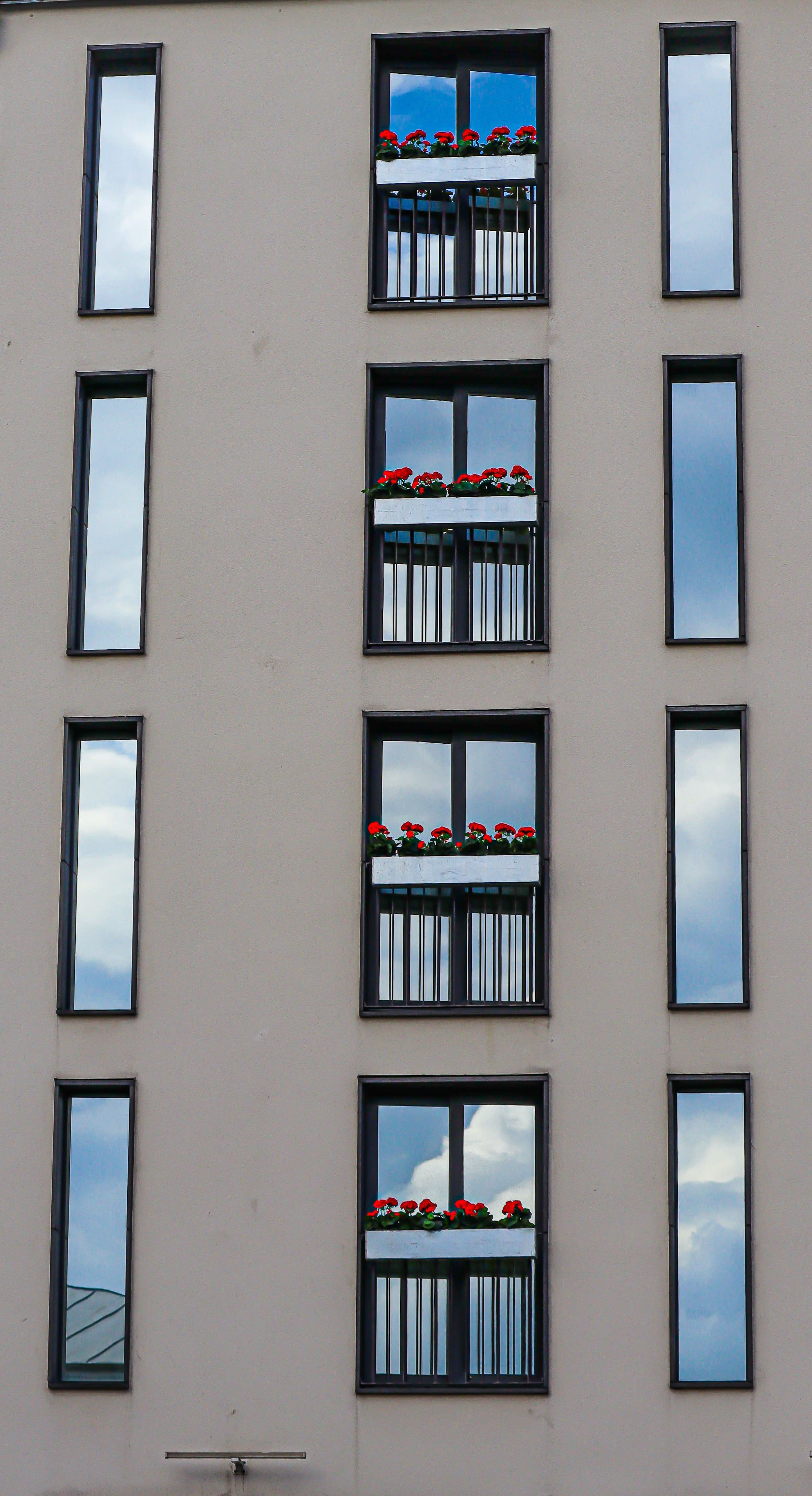 Montierte Fenster im Hochhaus München